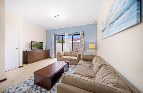 Gold Coast House | Diamante 69