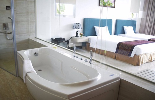 Nha Trang Resort | Diamond Bay Golf & Villas