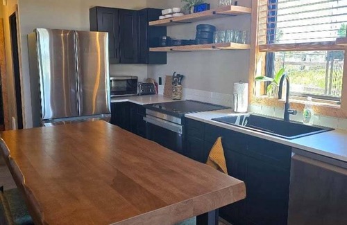 Cody Cabin | Diamond Creek Cabin- newly finished, pet friendly, close to Cody