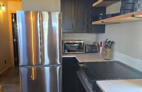 Cody Cabin | Diamond Creek Cabin- newly finished, pet friendly, close to Cody