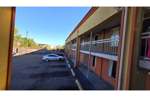 Jackson Hotel | Diamond Inn Motel By OYO Jackson Hwy 80- I-20