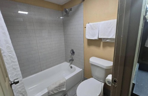 Jackson Hotel | Diamond Inn Motel By OYO Jackson Hwy 80/I-20
