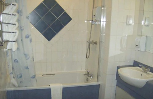 Belle Vue Hotel | Diamond Lodge Hotel Manchester