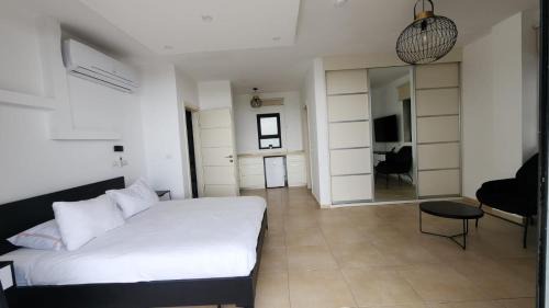 Goren Apartment | Diamond Mansion-Studio D