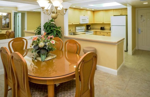 Old Naples Villa | Diamond Resorts Charter Club Resort of Naples Bay - 2 Bedroom