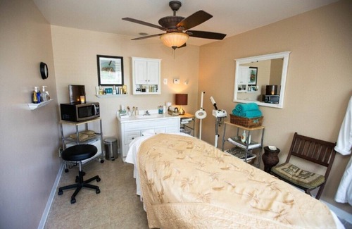 Canyon Corridor Villa | Diamond Resorts Palm Canyon Resort - 2 Bedroom 1 Bath