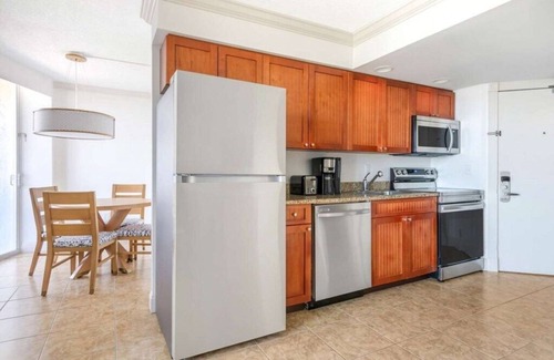 Bostroms Condo | Diamond Resorts The Cove on Ormond Beach - South Tower - 1 Bedroom
