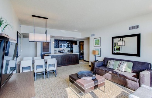 Northeast Virginia Beach Villa | Diamond Resorts Oceanaire Resort - 2 Bedroom Deluxe - Ocean Front Suite