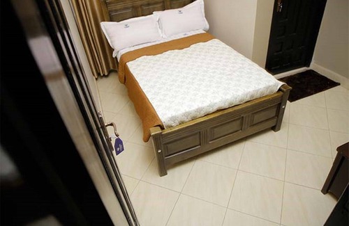Matugga Hotel | Diamonds Lounge
