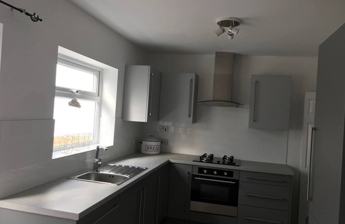 Dadlington House | Diana House - Great Location