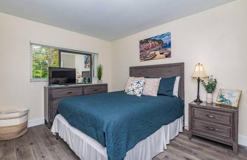 Lake Estates House | Diana's Waterfront Villa
