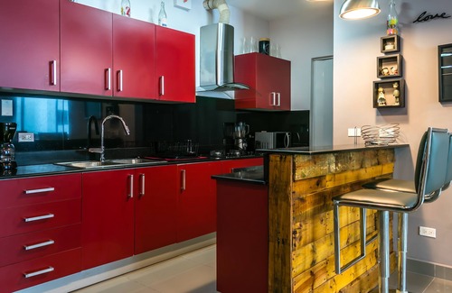 San Francisco Apartment | Diaphanous Urban Apartment