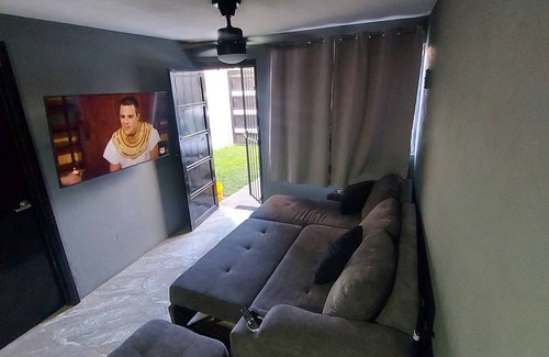 Zapopan House | Diaz Robles Family