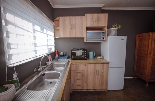 Langenhoven Park House | Die Moerbeiboom