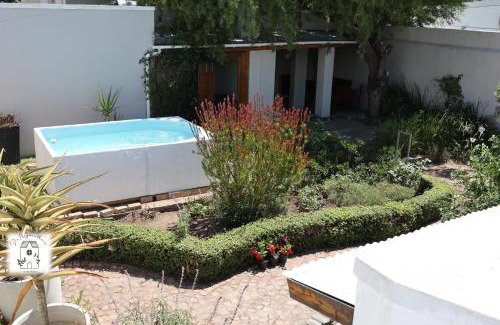 Montagu House | Die Nagmaalhuisie