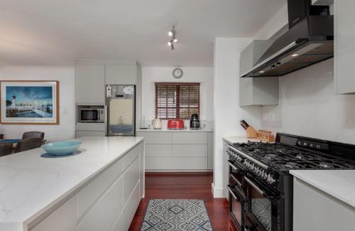 Somerset West House | Die Rietdak - Reetdachhaus mit vier Schlafzimmern