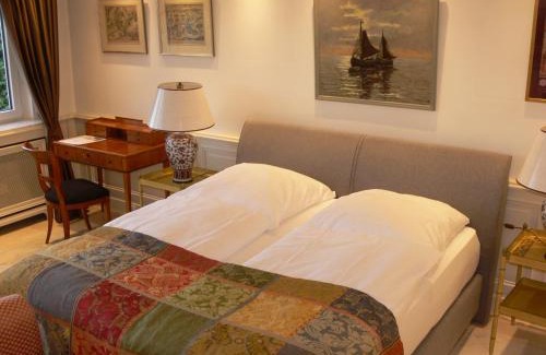 Metzkausen Bed & Breakfast | Die Villa Mettmann