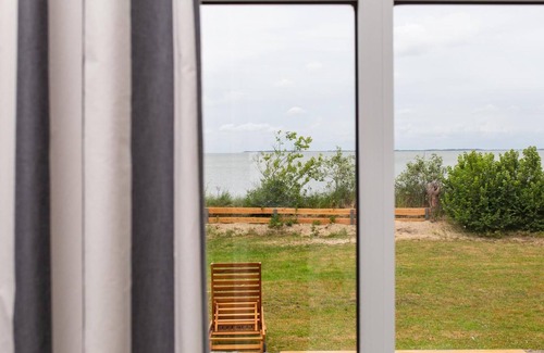 Wittduen Apartment | Die Wohnung Martha Wurde 2020 Komplett Renoviert und neu Eingerichtet . Sie Haben Einen Wunderschönen Blick in den Gepflegten Garten und auf das Wattenmeer