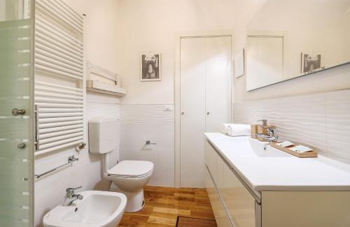 San Donato-San Vitale Apartment | DiffeRent Home - Parcheggio privato