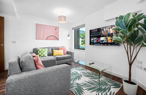 Bordesley Apartment | Digbeth 2 Bedroom Apartment - Top Rated - Birmingham City Centre - 3001F