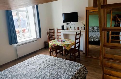 Malo-les-Bains Apartment | Digue de mer Dunkerque, Spacieux studio avec Mezzanine capacité 4 personnes, Aquae Mare