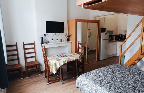 Malo-les-Bains Apartment | Digue de mer Dunkerque, Spacieux studio avec Mezzanine capacité 4 personnes, Aquae Mare