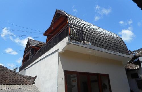 Sidemen House | Dika Homestay