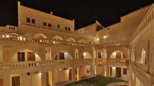 Ortahisar Hotel | Dilek Kaya Hotel