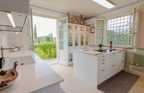 Orentano Villa | Dimora Classica - Five Bedroom Villa, Sleeps 10
