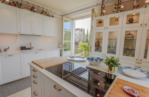 Orentano Villa | Dimora Classica - Five Bedroom Villa, Sleeps 10