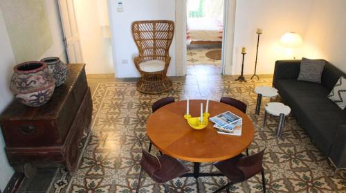 Centro Storico Apartment | Dimora di Moreno by Symphonya Rentals