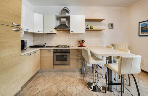 Lazise Old Town Apartment | Dimora Santa Cristina - Ceredello