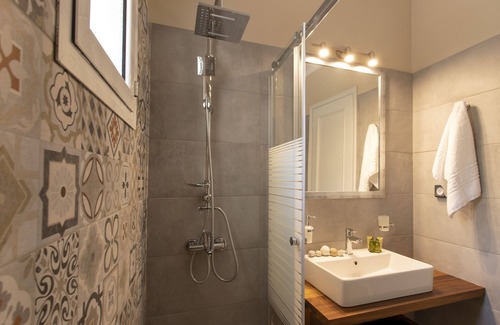 Kefalonia Hotel | Dina Apartments Argostoli