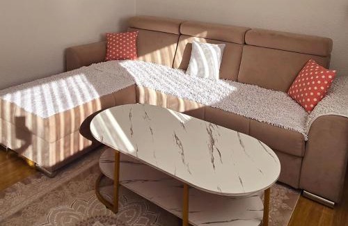 Cazin Apartment | Dina's house