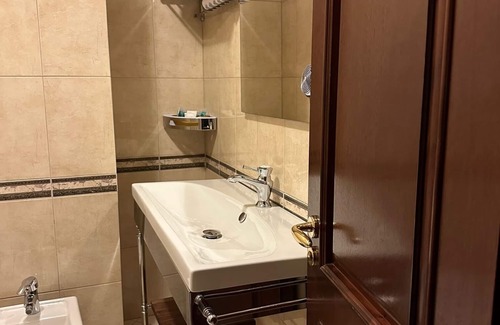 Tirana Hotel | Dinasty Hotel