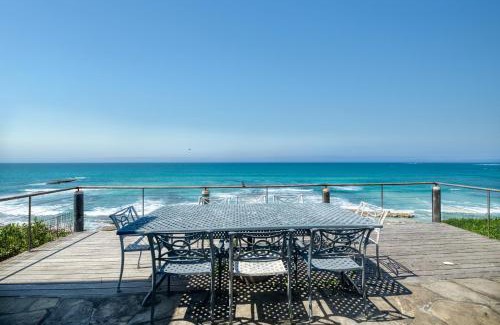 Arniston House | Dinky's Den