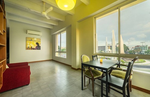 Wat Bowon Niwet Hotel | Dinso Home Boutique