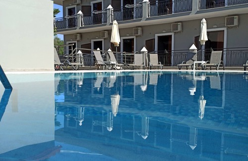 Gouvia Apartment | Dionisos Apartments