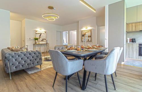 Ujlipotvaros Apartment | Dioro Luxury Residence Budapest- Steps from the Danube ,free parking