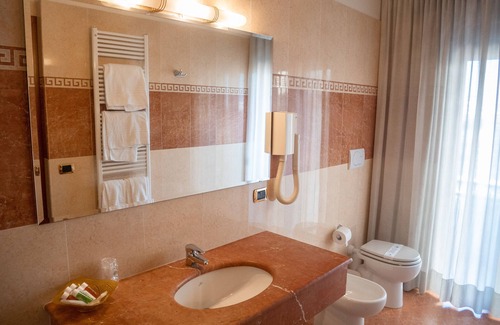 Alessandria Hotel | Dipendenza Hotel Londra