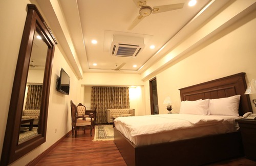 G-7 Sector Hotel | Diplomat Hotel