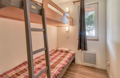 Genos Apartment | Direct access to the slopes - flat for 4