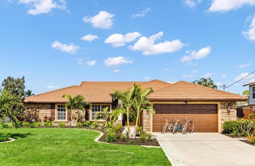 Fort Myers Villa | Direct Access Waterfront Villa with Heated Pool & Spa Edgewater Escape Roelens Vacations