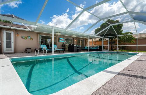 Caloosahatchee House | Direct Gulf Access & Heated Pool -Villa Hip Nautic - Roelens Vacations