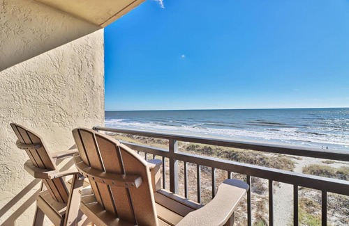 Crescent Beach Apartment | Direct Ocean Front 3BR/2BA Dog Friendly