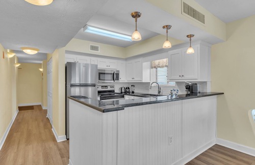 Atlantic Beach Condo | Direct Ocean Front! 3Bedroom/3 Bathroom! Incredible Views! North Myrtle Beach!