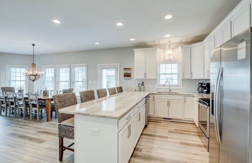North Topsail Beach House | Direct Oceanfront - 5 BD, 4 BA, Private Hot Tub, Community Pool, Awesome Views