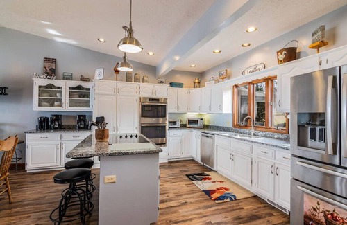 Big Cedars Cabin | Direct Waterfront & Sunset views! Best View of Table Rock Lake-steps to the shore! Swim Dock!