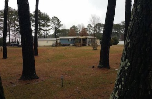 Guntersville Cabin | Directly On Lake Guntersville! Boat House Included! Special price winter months!