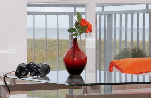 Kalifornien Apartment | directly on the dike, balcony, sea view, wifi, free bicycles, 50m to the beach